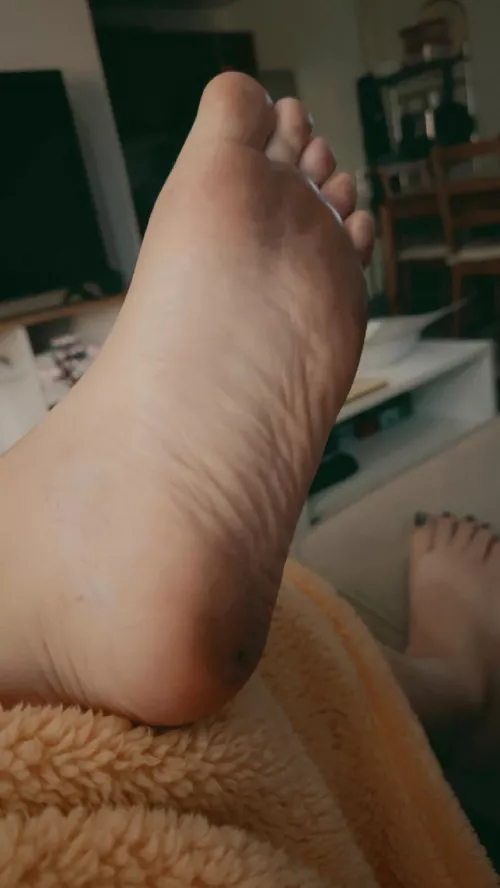 Someone asked for soles. Hope this dirty one’s OK. 🩷