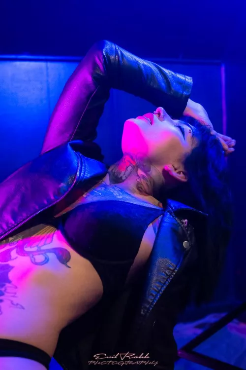 still think I'm sexy even without losing all the clothes