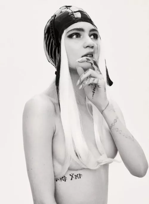 Claire Boucher (Grimes)