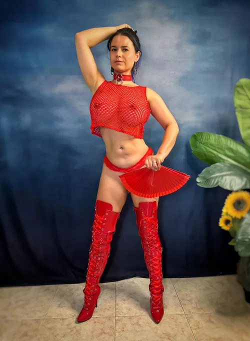 [F] Do you like a girl in red? ♥️