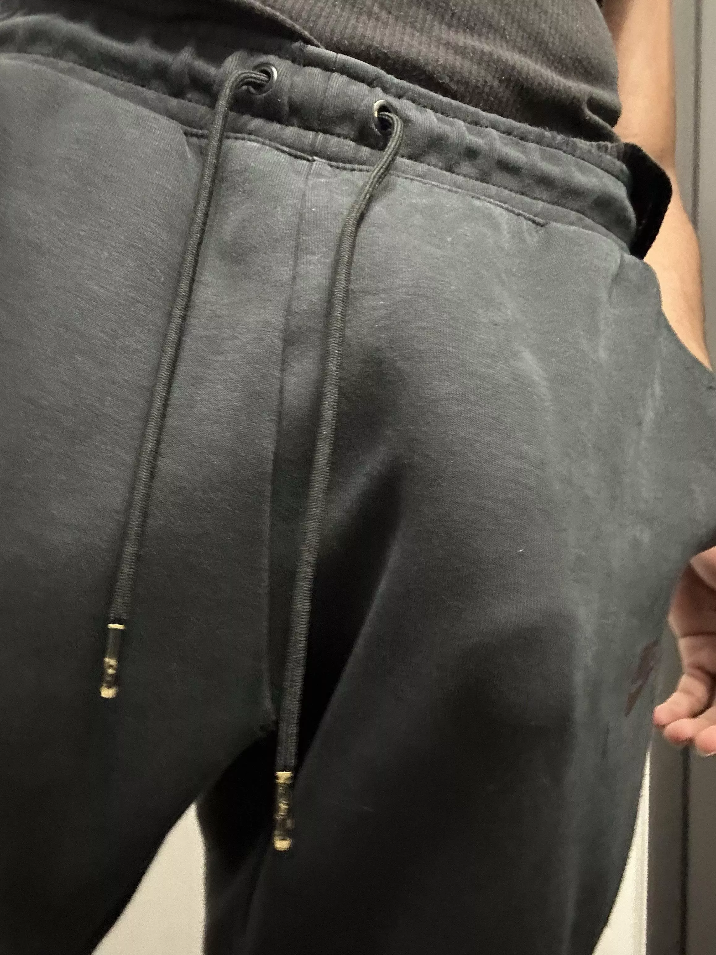 I always catch girls at the gym staring, can’t blame em