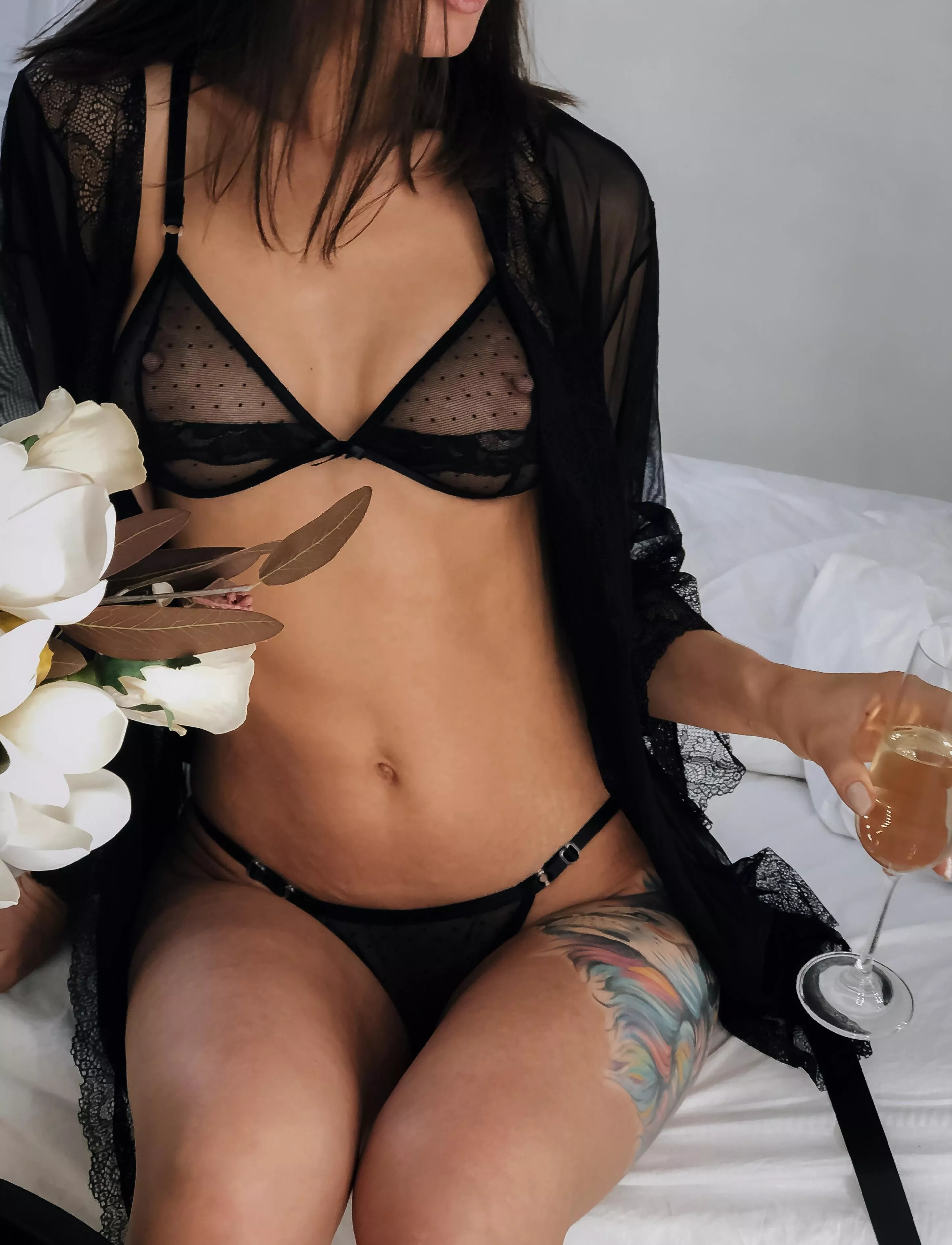 The secrets of her image in black lingerie