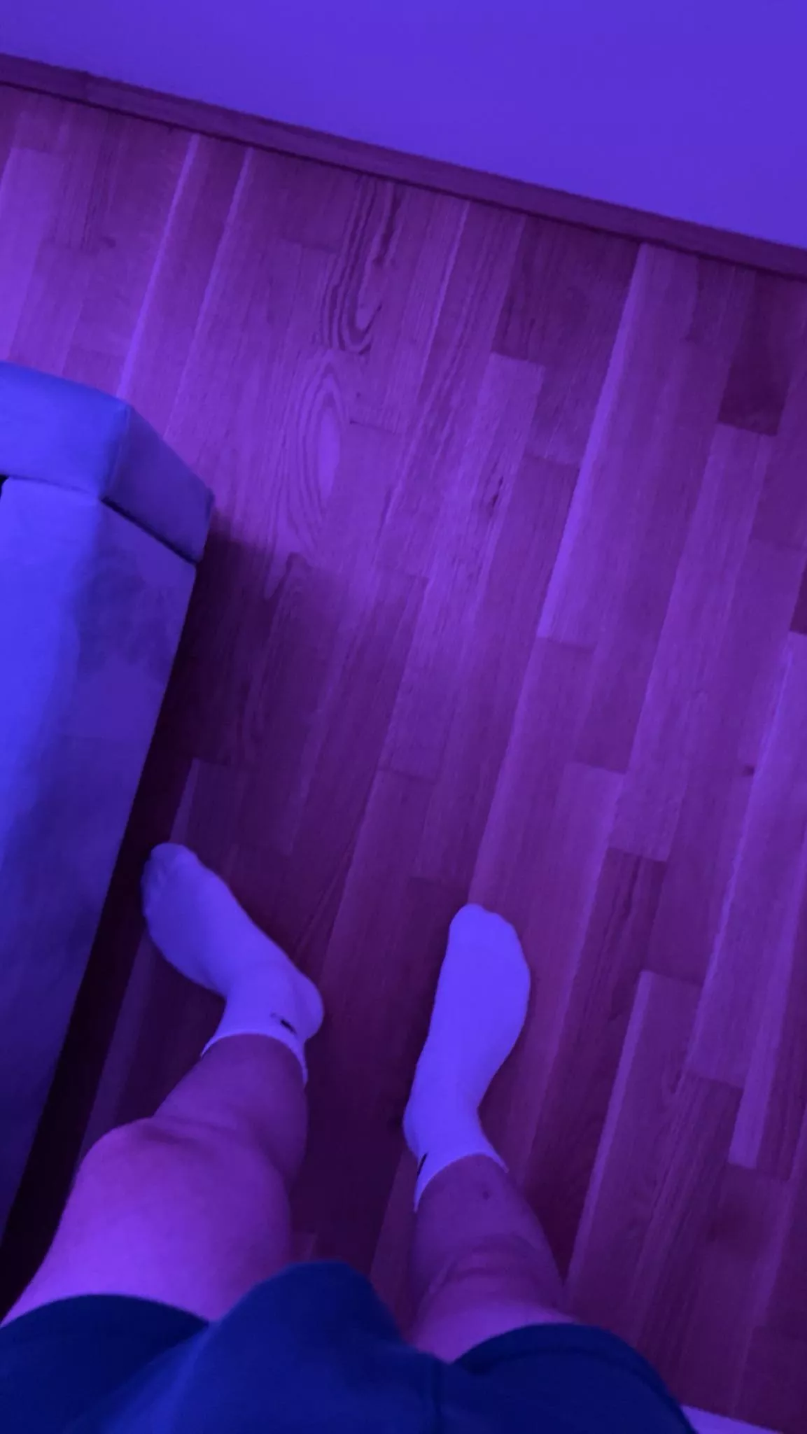 [22] Wanna see whats under?