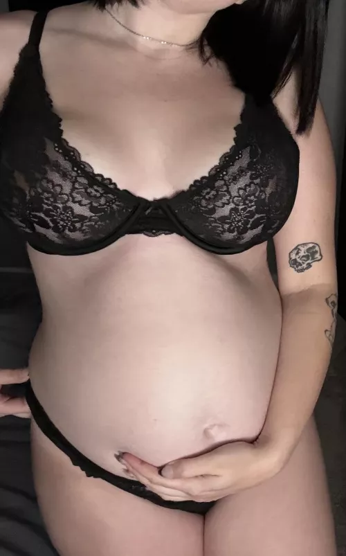 22 weeks pregnant and hornier than ever