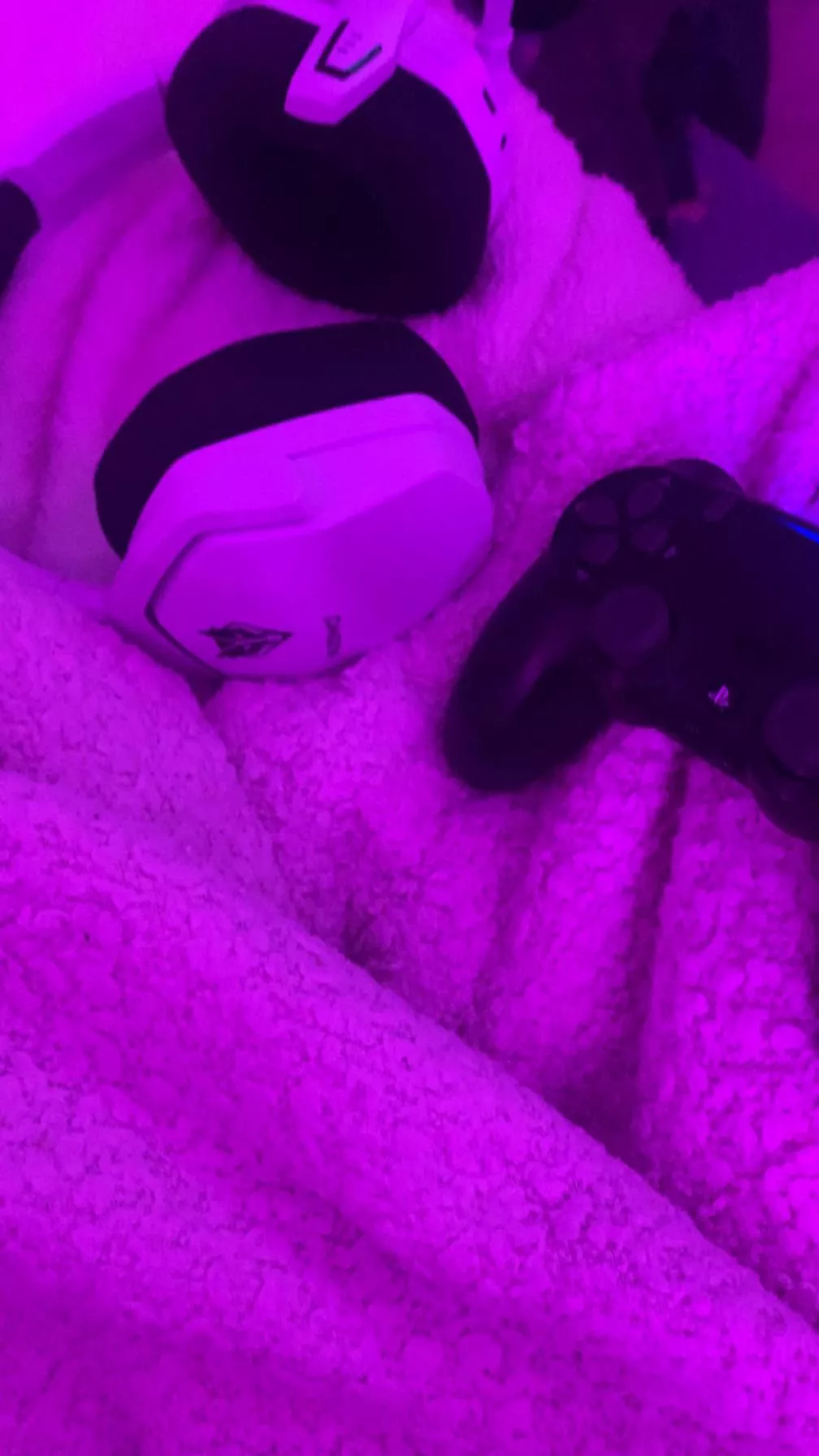 all cosy playing my games!