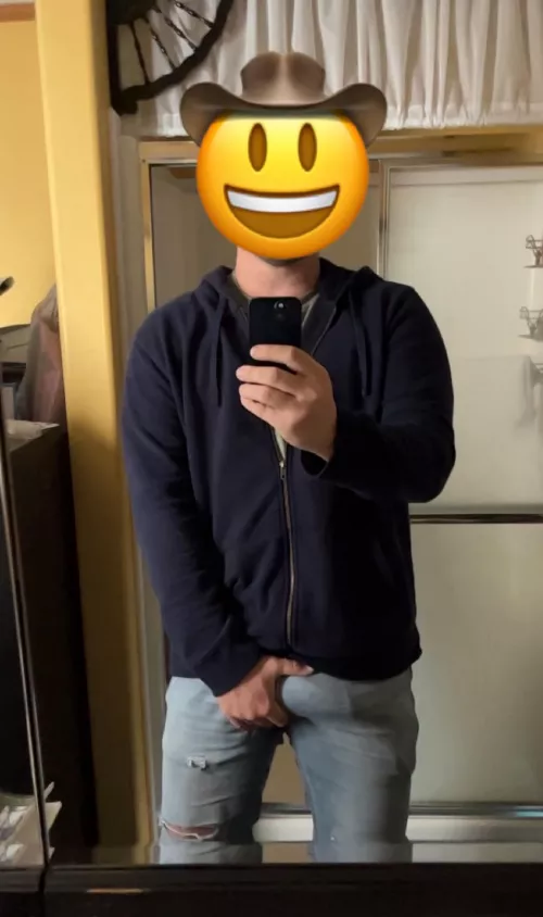 Giddyup with a lil semi.