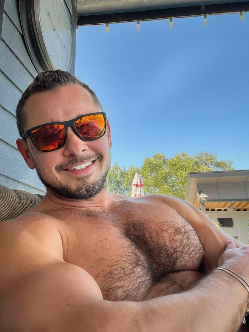 Happy Sunday everyone! 