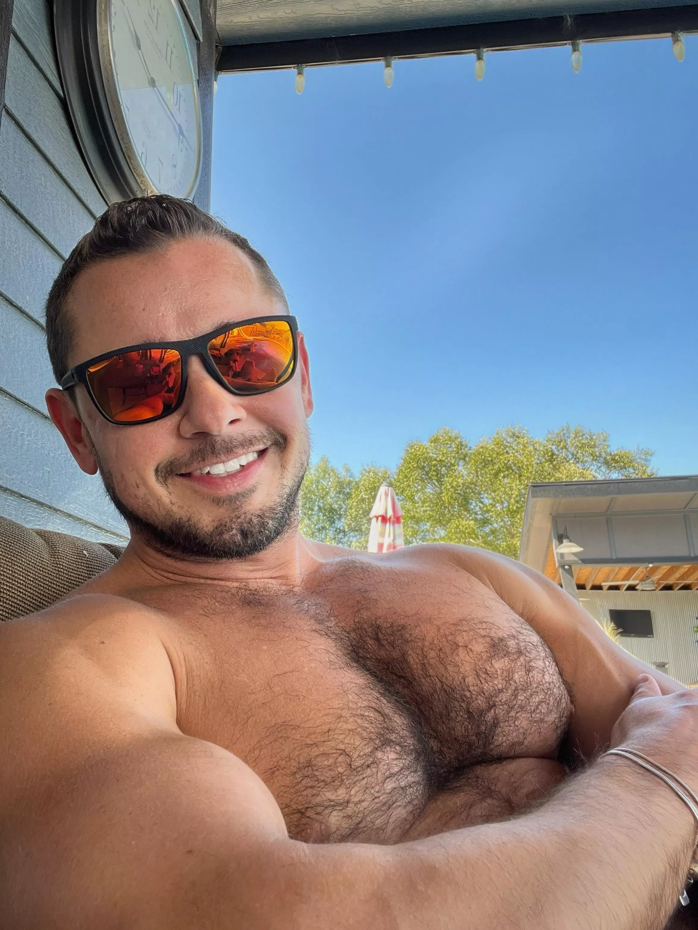 Happy Sunday everyone! 