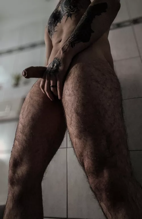 How are we feeling about thicc thighs?