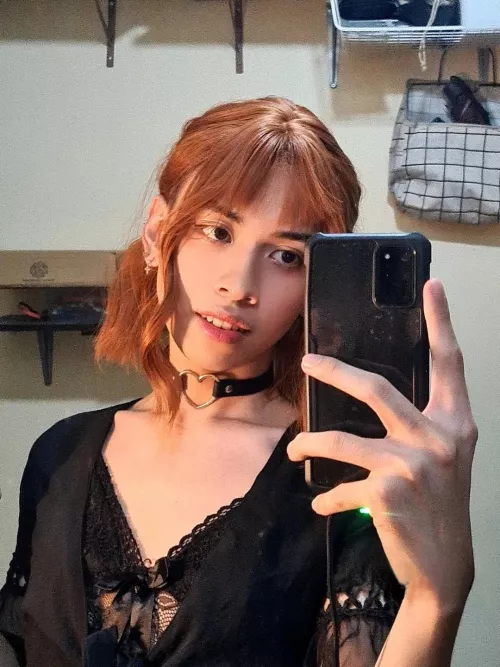 I felt feminine today sooo... c: 