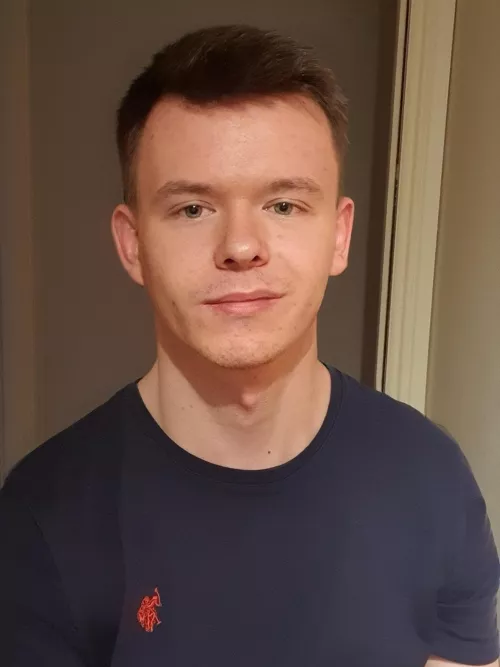 Just moved into a new place so no Internet gaming for a while 🥺