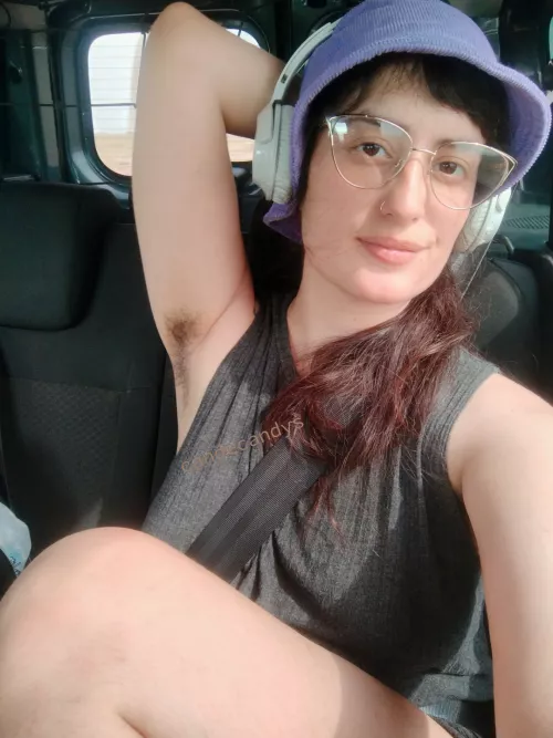 Long trip made my pits even sweatier and smellier