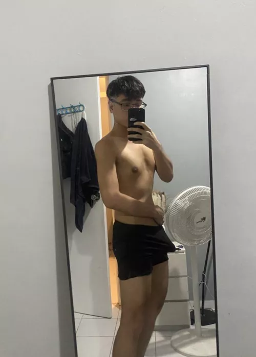 Looks like someone is awake🫣