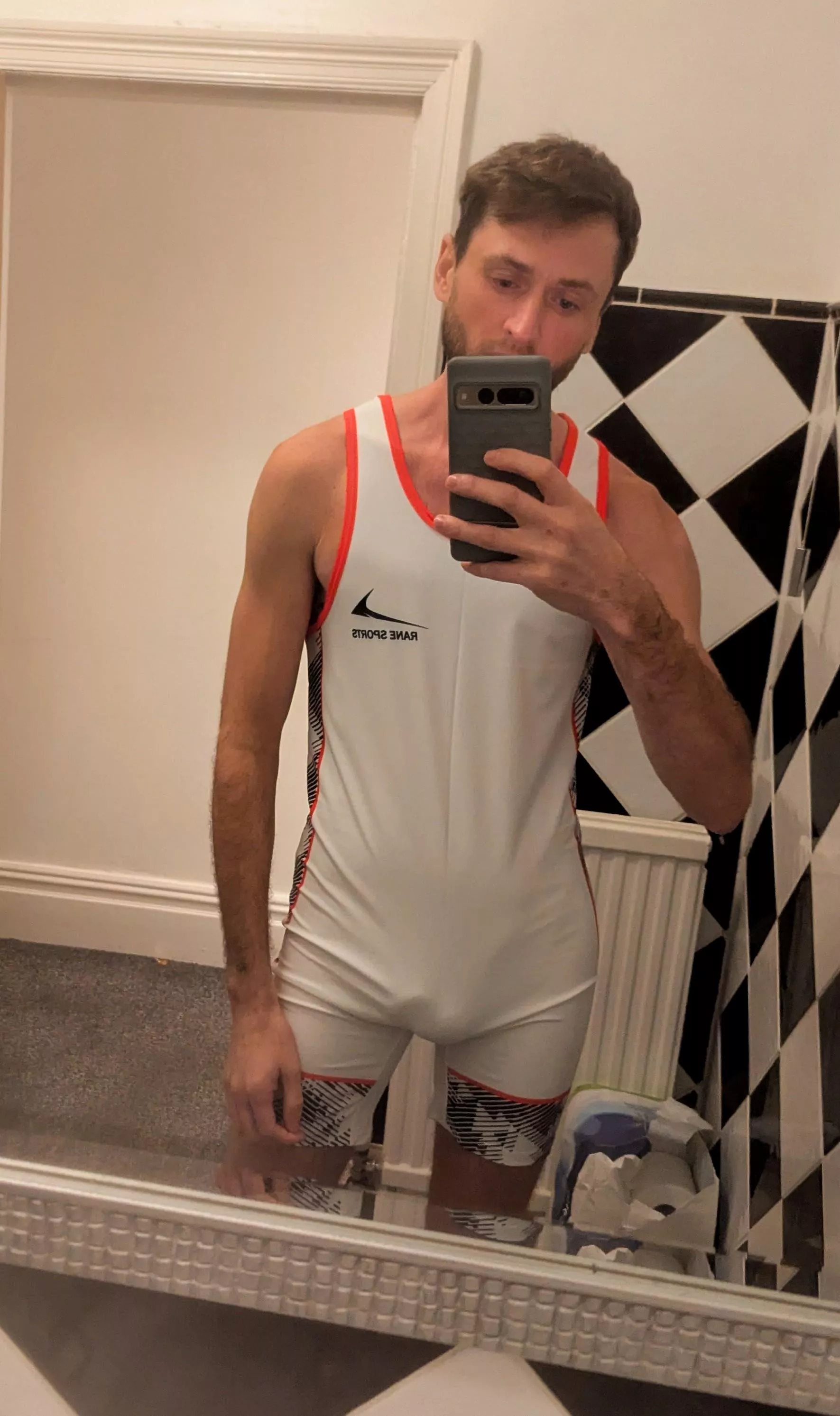 New singlet, fist time buying for myself 🙈 what do we think? (36 UK) 