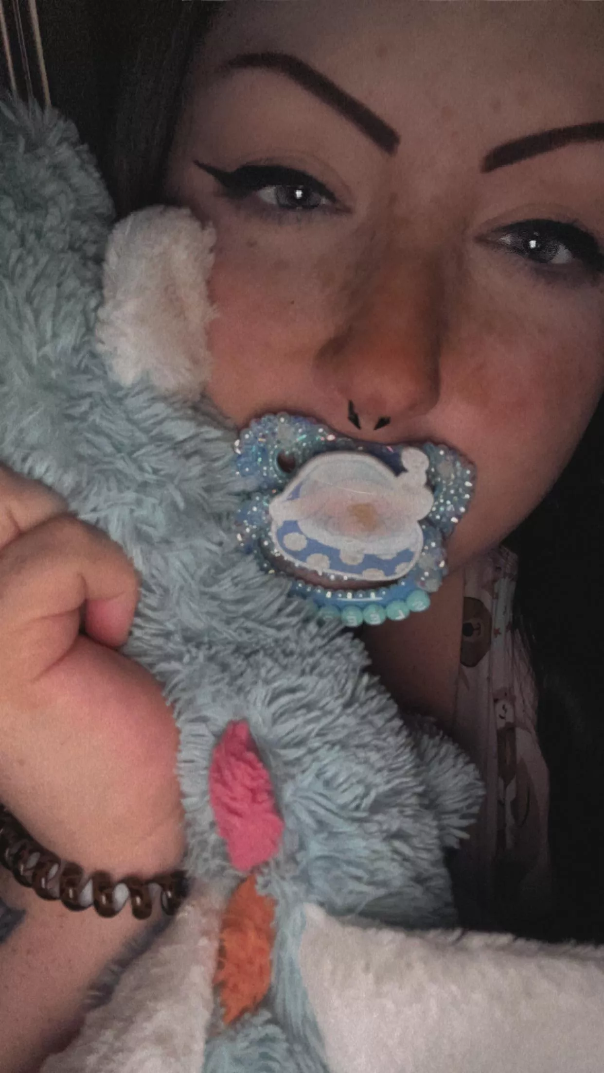 Sleepy baby and her fav stuffie 🐉☁️