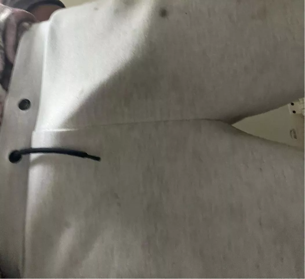 Would I catch you staring at my bulge in the store?m(24)