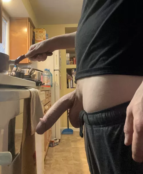 A guy who can please you in more ways than one (28)