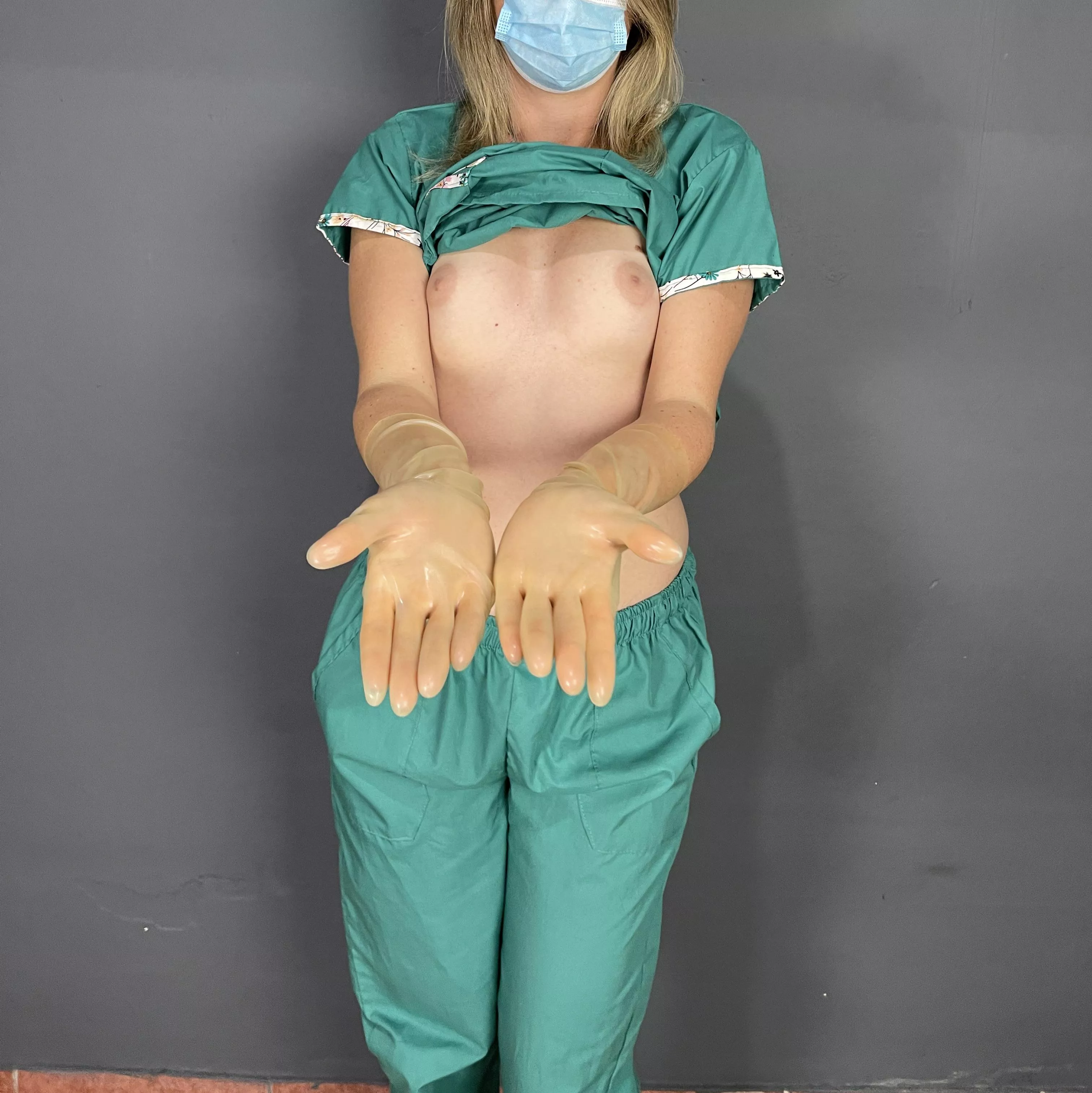 a hot and naughty nurse, how we start