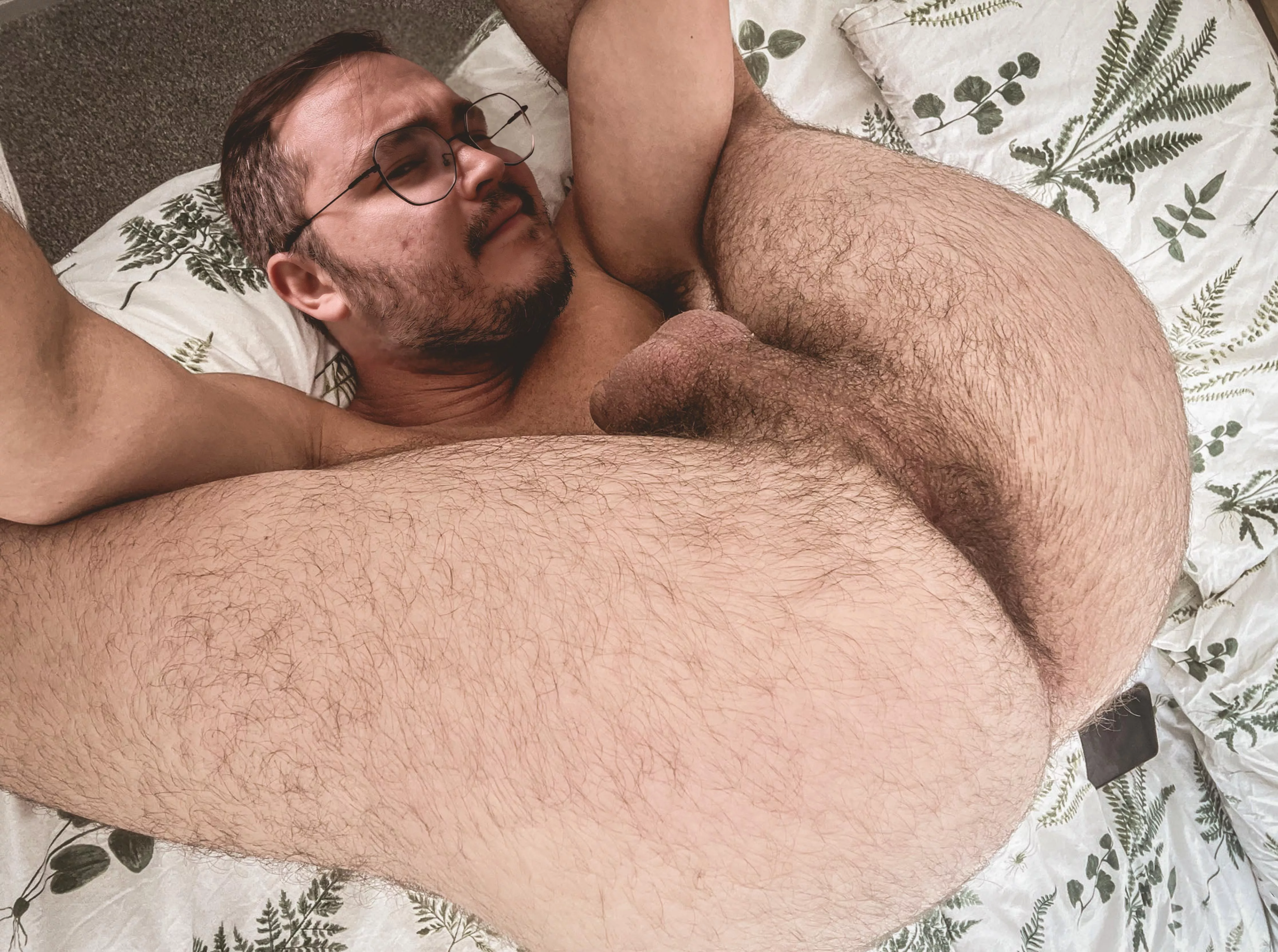 Are u into hairy nerds?