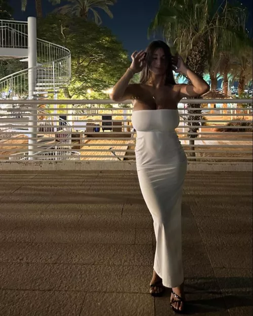 Big Boobs in a Tight Dress