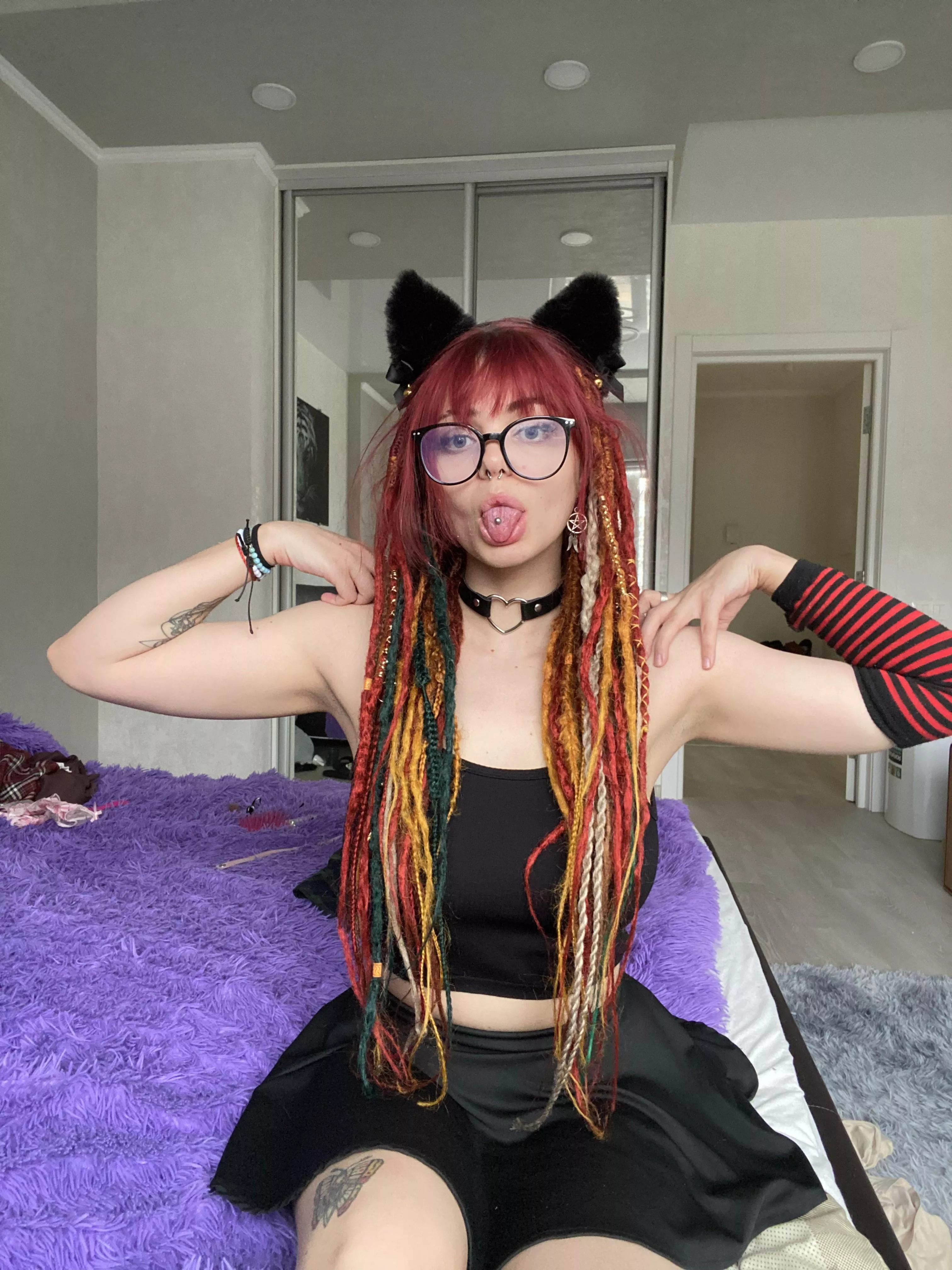 Domesticate this cat girl or keep me wild