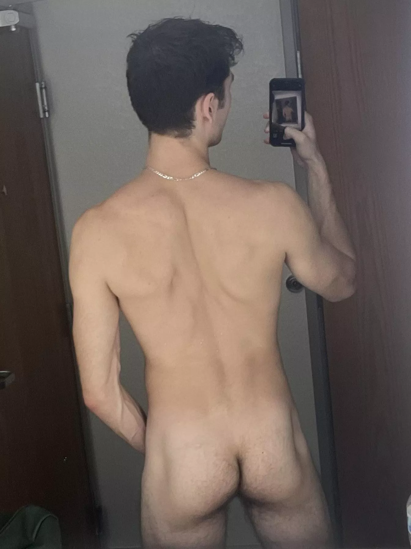 Hotels make me horny