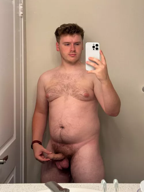 I think I’m getting hairier 🤤 [26]