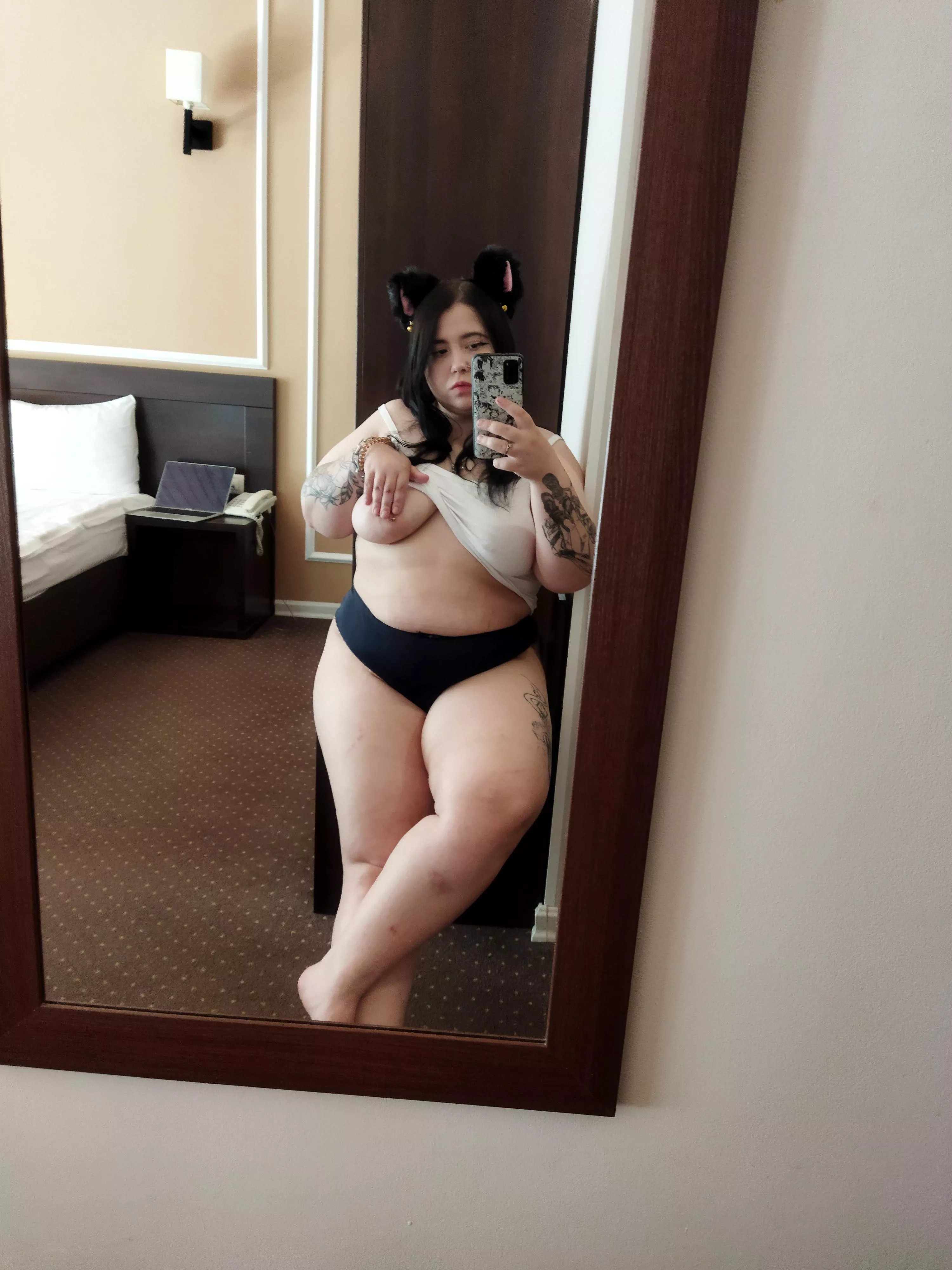 I wonder what can be heard from my pussy between my legs