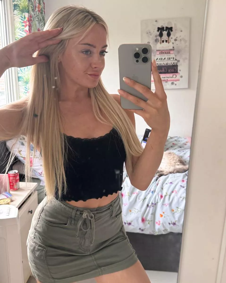 Sassy, classy, and just a bit flirty