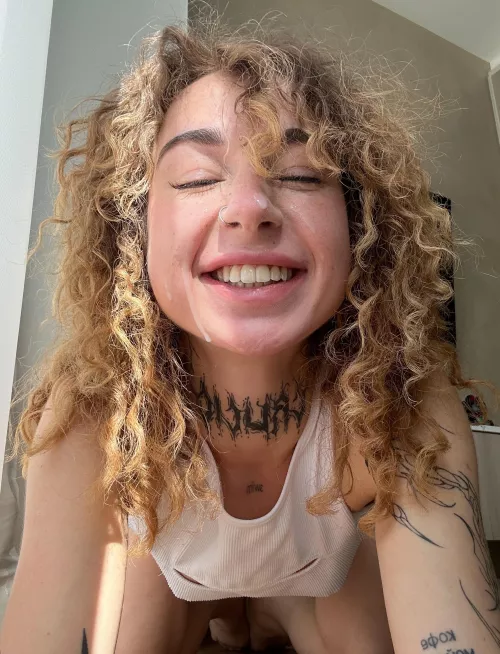 selfies with semen on his face as a memento of this guy