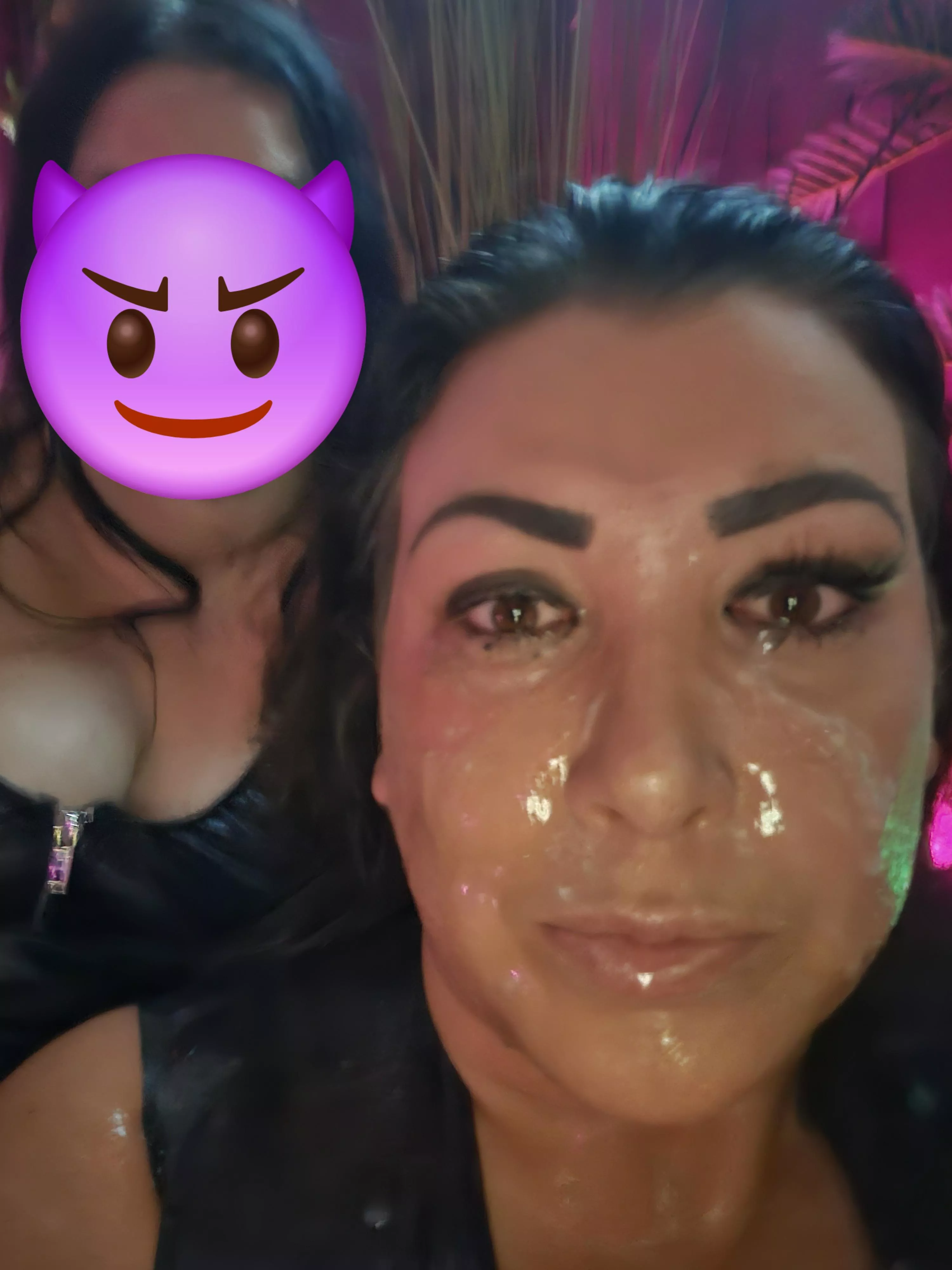 UK 🇬🇧 bukkake/cum swallowing event on 1st November in Nottingham, who's cumming?