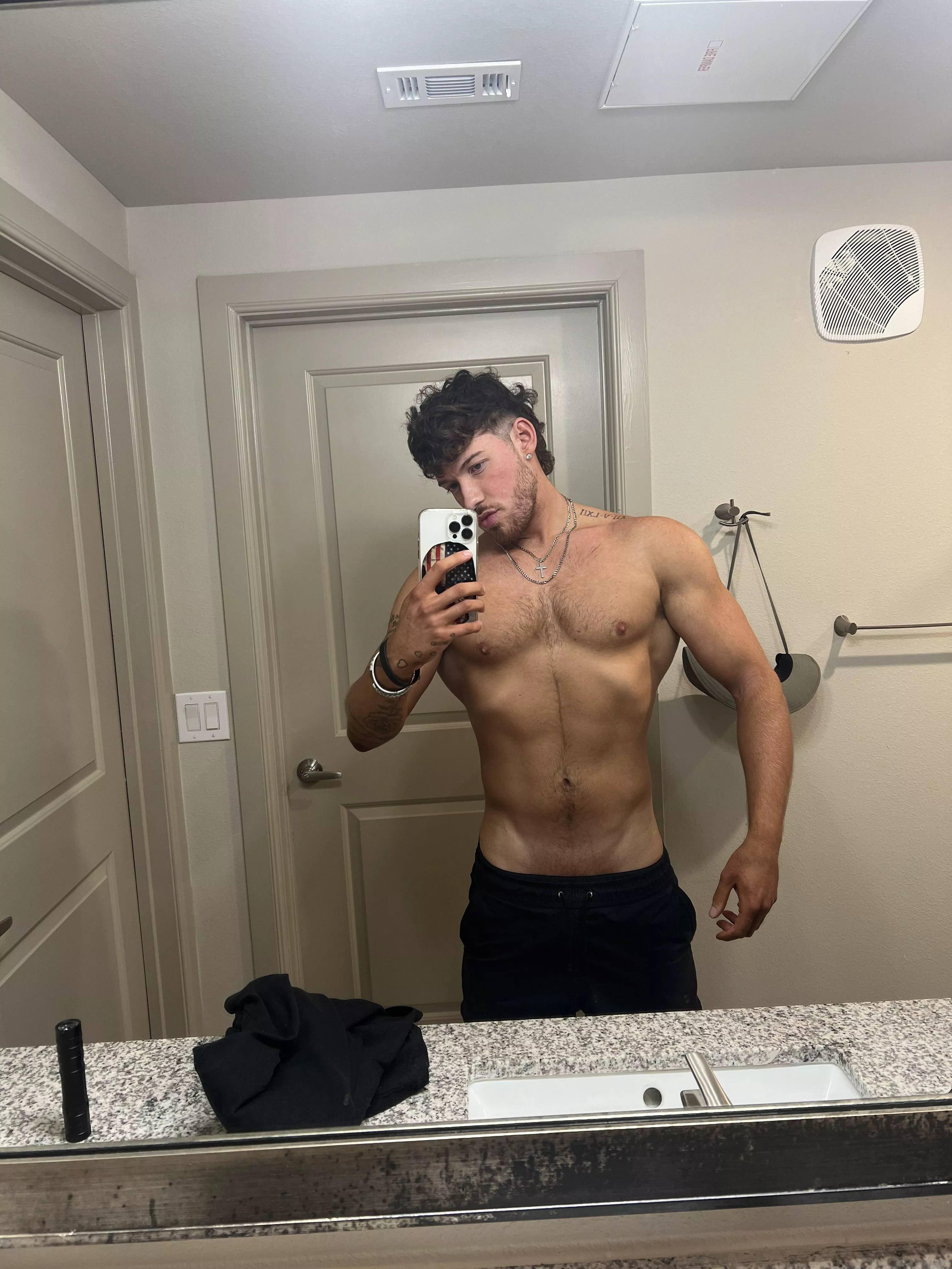 Would I catch you staring at me? 