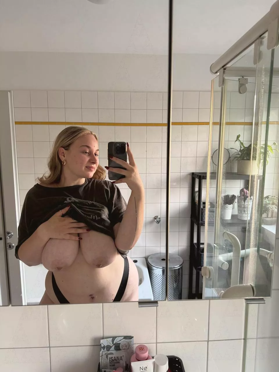 You look hungry..Let me feed you!