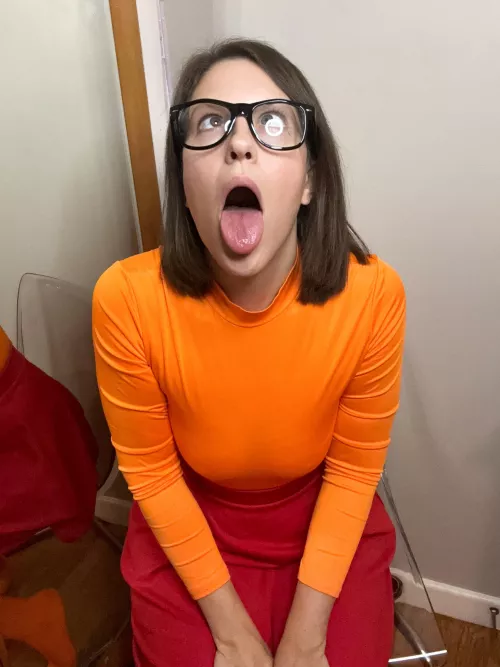 Cum here for me daddy i need my scooby snacks 