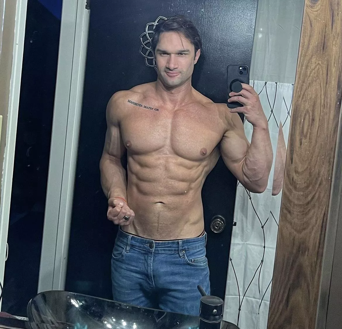 How’s my dad bod looking?