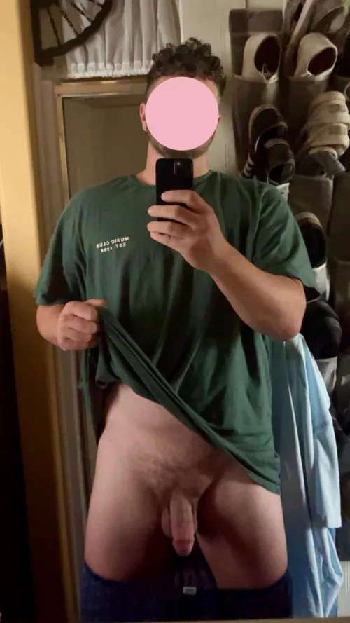 I've always been pretty shy about this sorta thing, but I'm finally getting out of my comfort zone. So here he is haha 😉 [29]