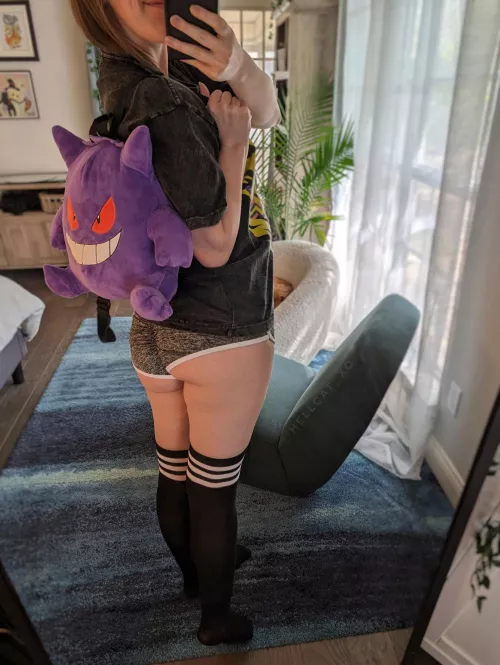 let's have a sleepover where we battle pokemon and loser gives head [f]