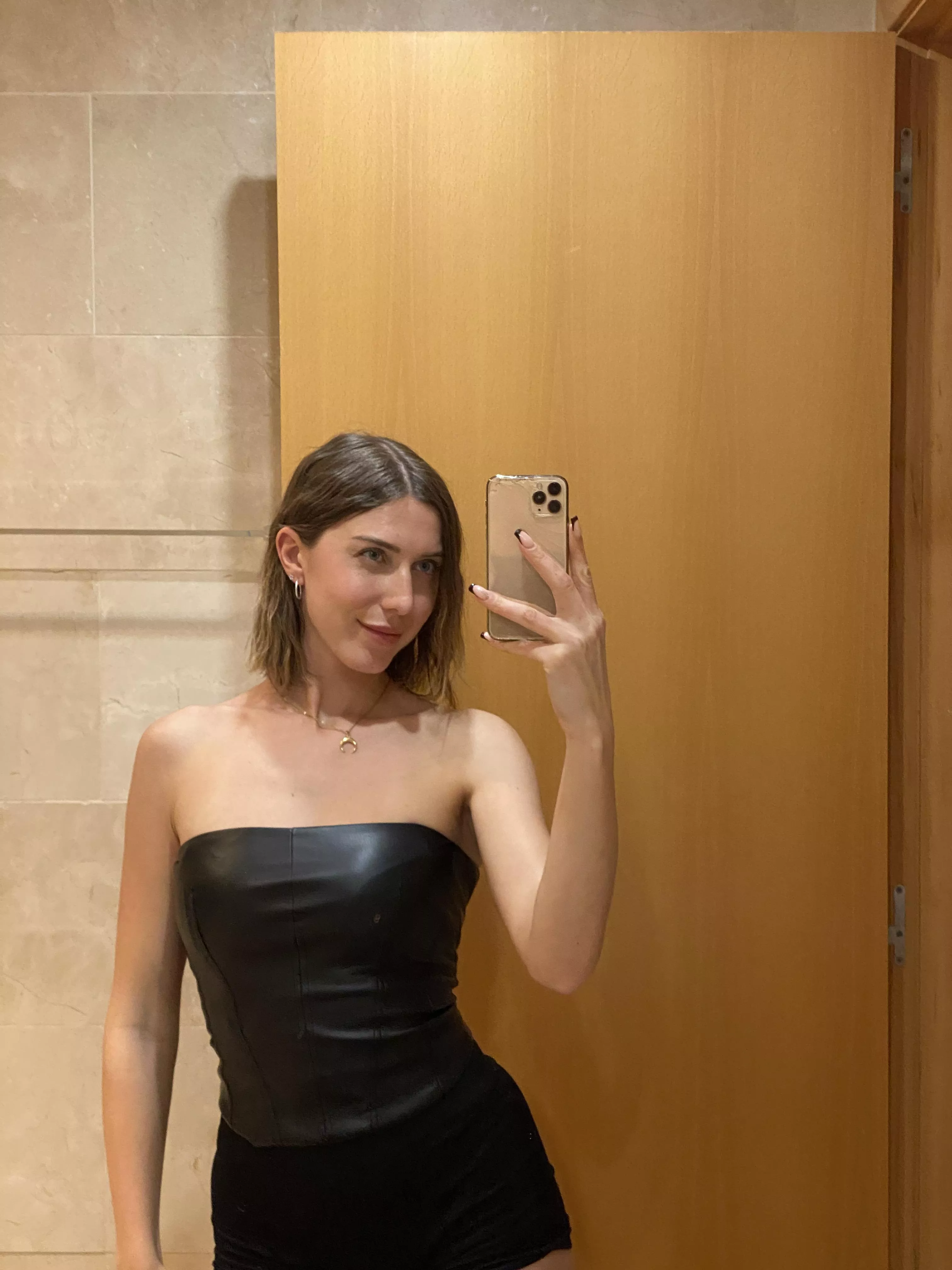 This black dress looks really gorgeous on me
