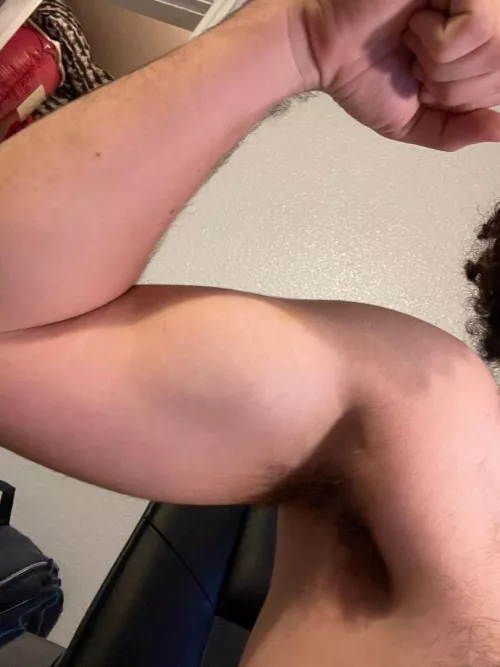 after gym pump, musky and ready to get cleaned