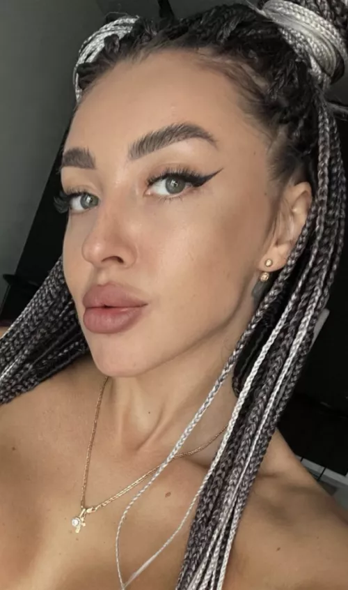 Cute fake lips but I wanna go bigger