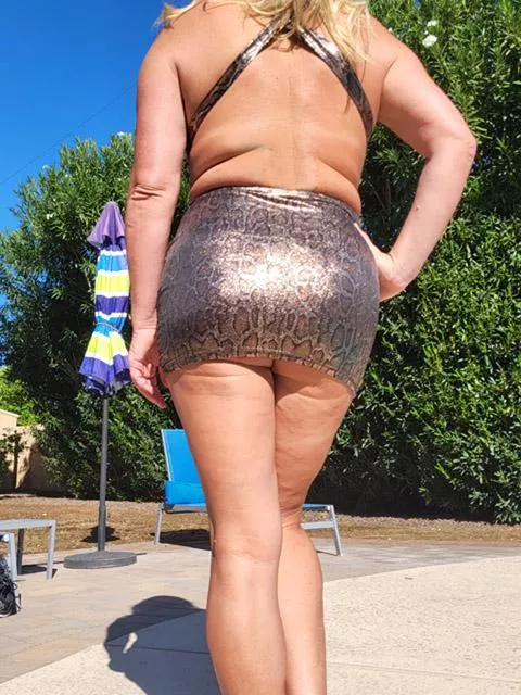 guys at the pool loved the dress