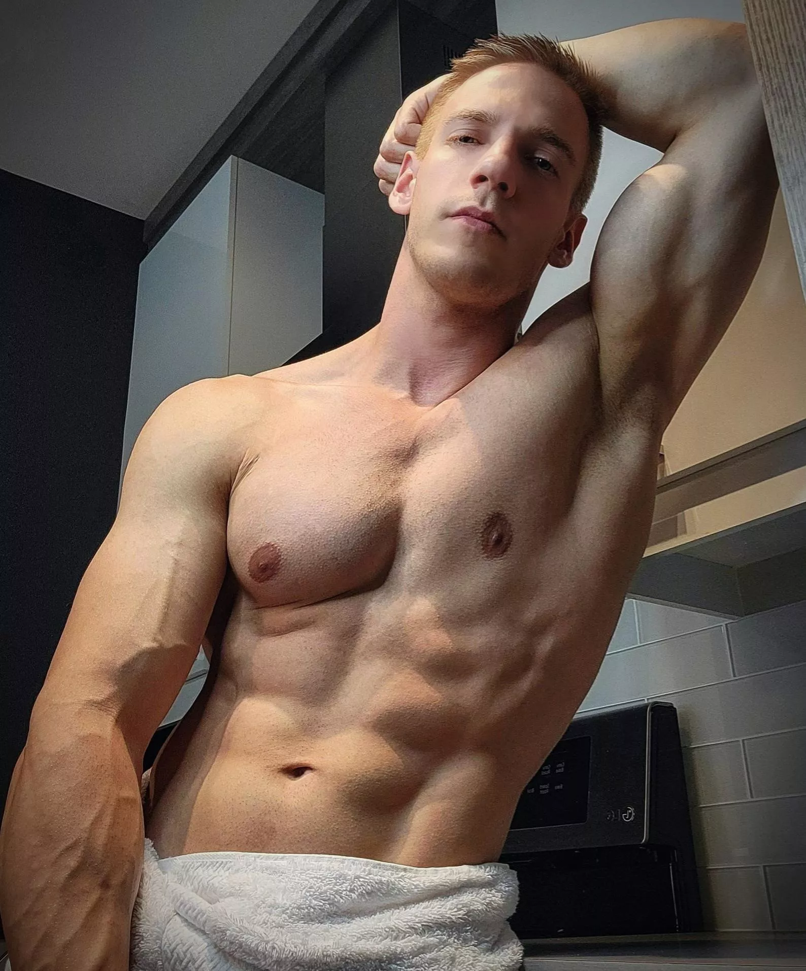 I know you wanna lick it 😏👅