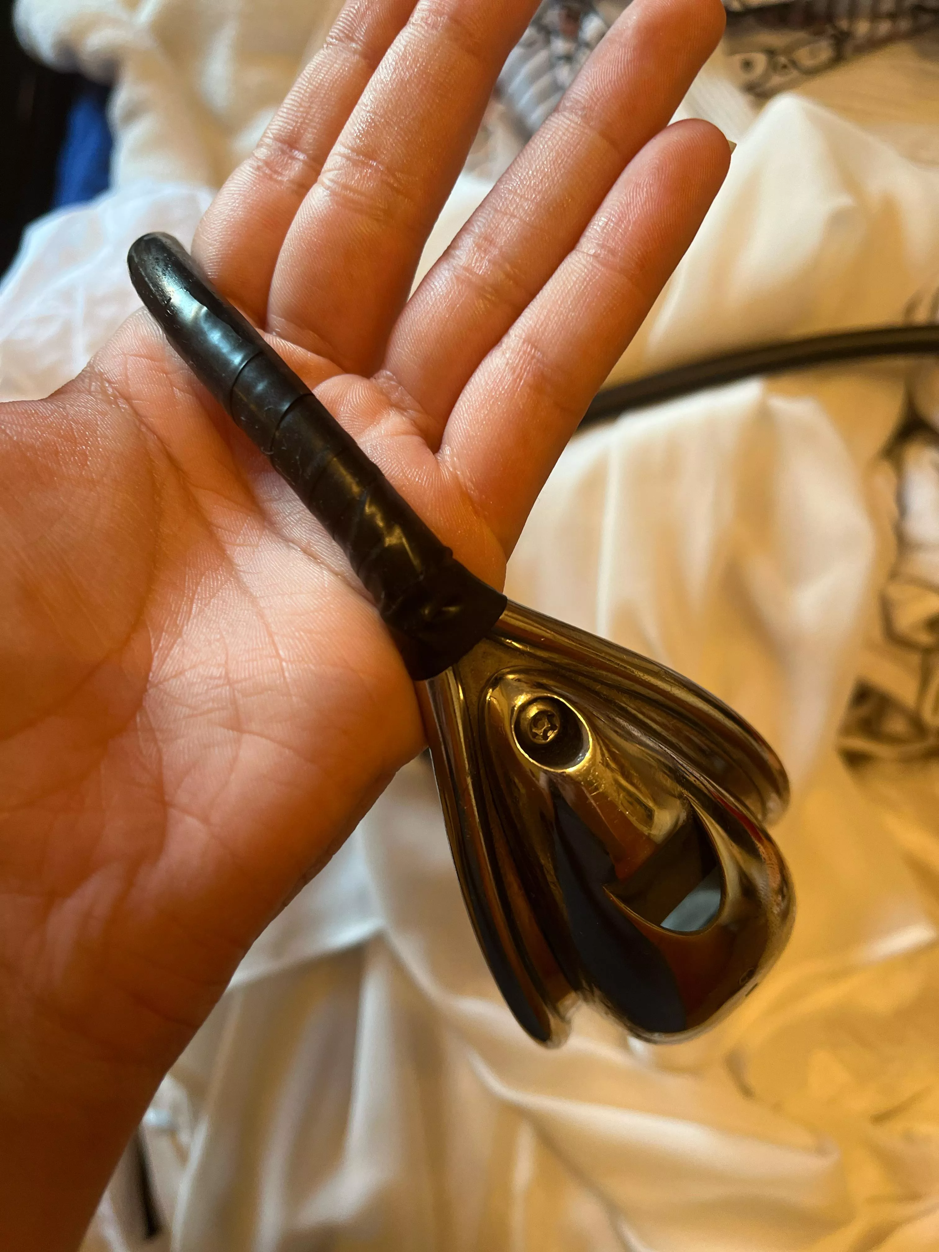 Locktober update: Never use cheap tape for the edges of your belt!! I got an allergic reaction… I usually use another tape, and last day I had to buy any tape because I was in a rush for locktober… Seems that I have allergy to this one.