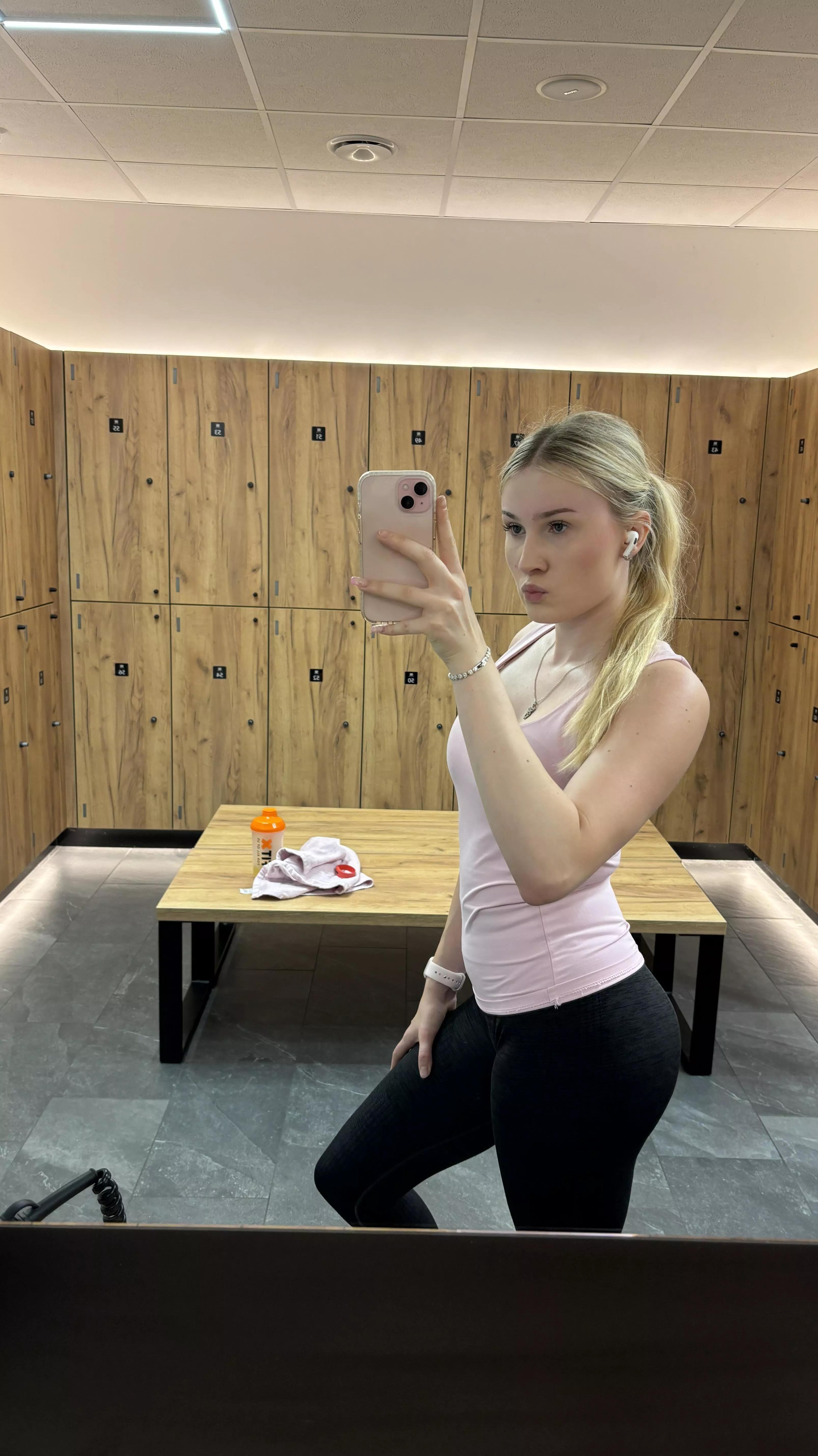 Look, i'm a cotton candy 🍬