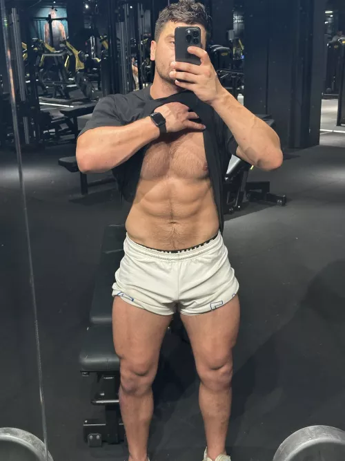 My favorite place to share my forearm progress
