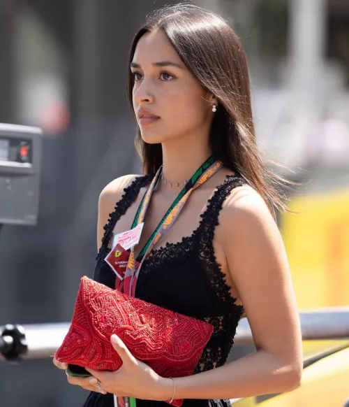 Alexandra Saint Mleux