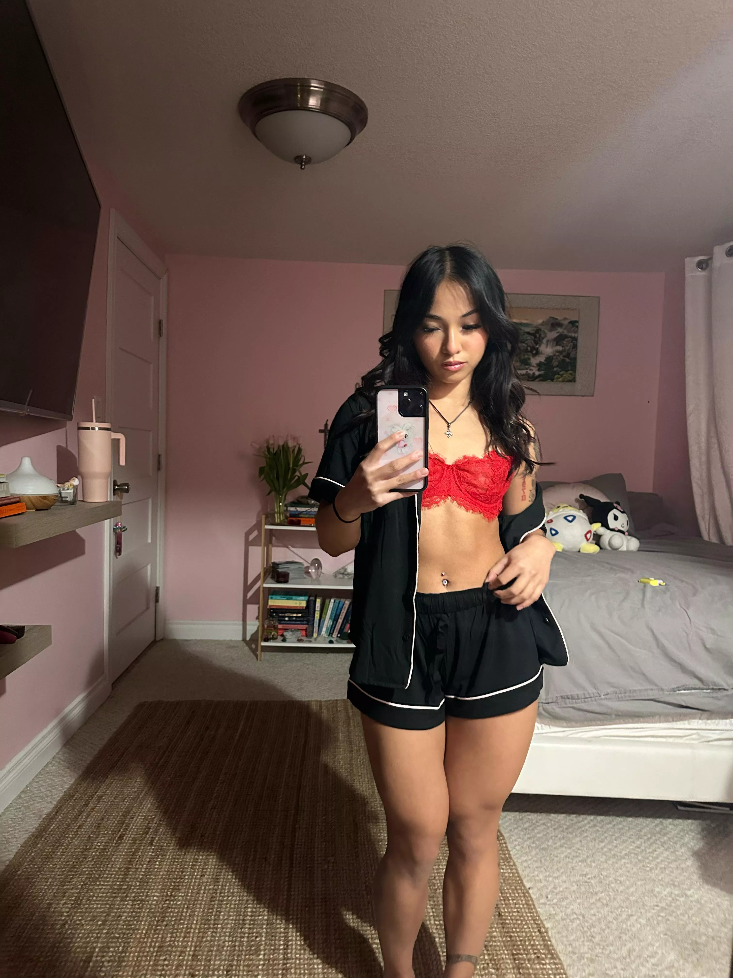 Are you into slim thick asian girl 