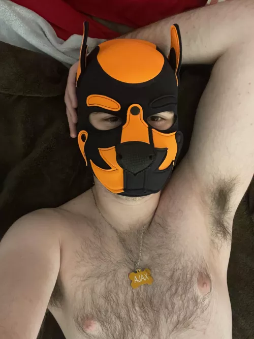 Breathe in my scent and get lost in it 😈