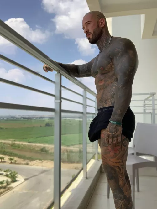 Come get you a mouthful of this 