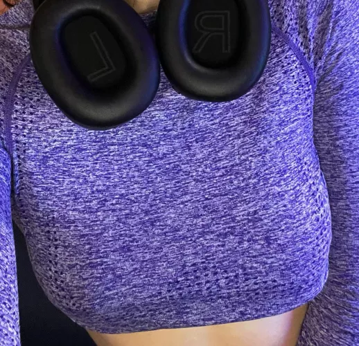 Does this sports bra make me look too hot